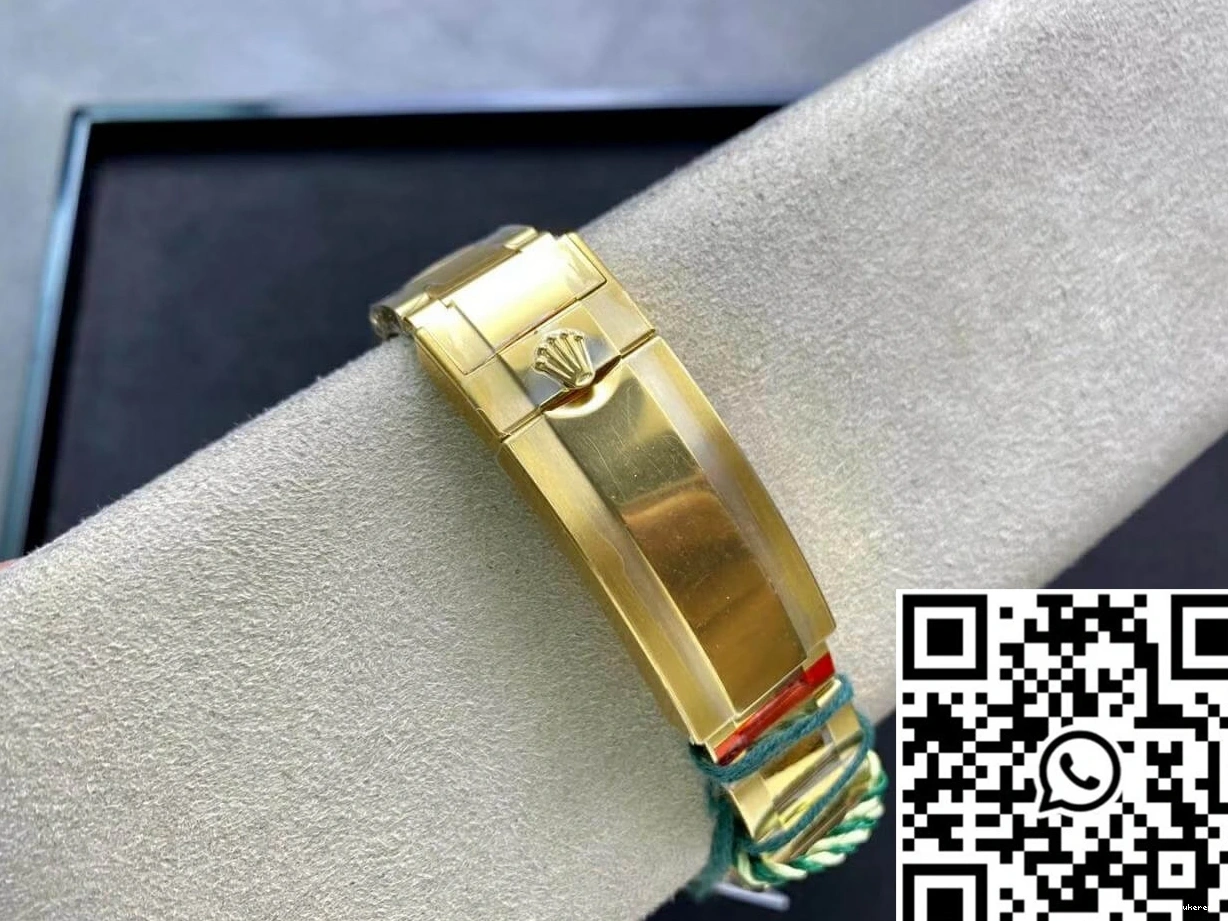 VS Yellow Rolex Factory Black Submariner Gold 116618LN-97208 Dial 0418